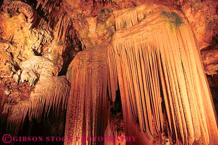 Stock Photo #13303: keywords -  cave cavern caverns caves dissolution dissolve dissolved dissolves dripstone eroded erodes eroding erosion formation formations geologic geological geology horz limestone luray nature virginia