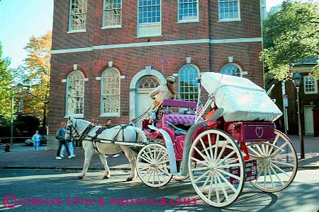 Stock Photo #11189: keywords -  carriage horse horses horz pennsylvania philadelphia tour tourist tourists tours wheel wheels