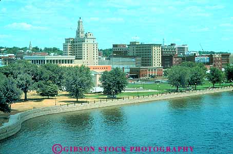 Stock Photo #19101: keywords -  city ctities davenport downtown great horz iowa mississippi plains region river rivers shore state town towns